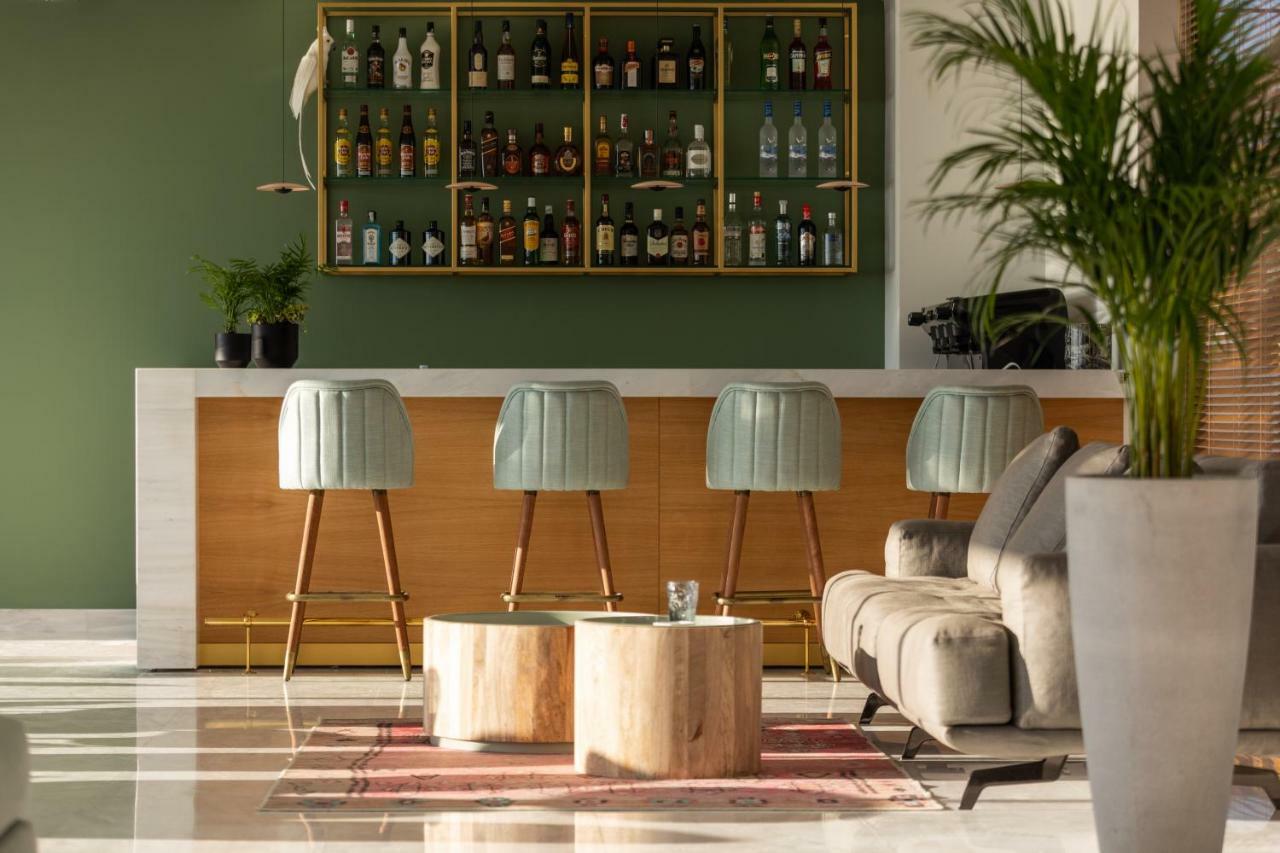 Messinian Icon Hotel & Suites كالاماتا المظهر الخارجي الصورة